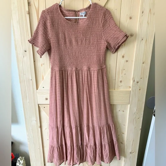 Polagram Smocked Midi Dress - Picture 4 of 11